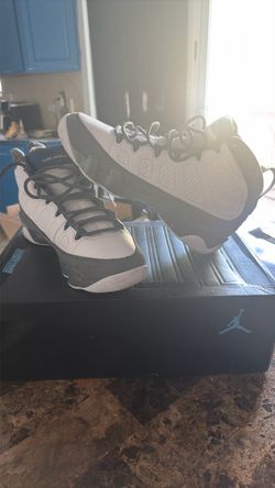 Jordan 9 retro size 9M