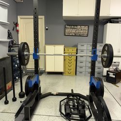 Weight Lifting Pull Up Bar With Multiple Weights 