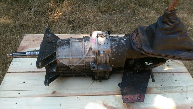 Borg Warner t50 5 speed transmission