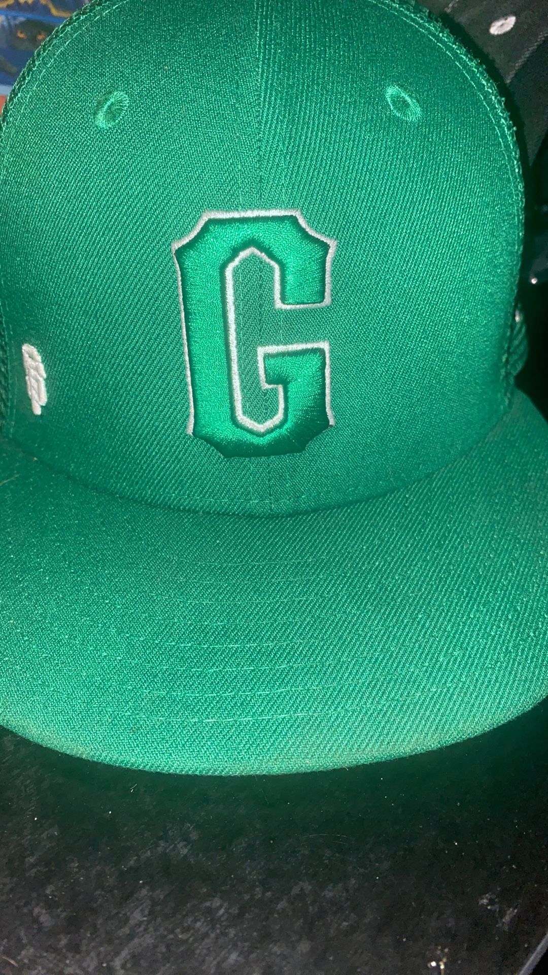 SF GIANTS FITTED 7 1/4 NEW GREEN “ G “ $25
