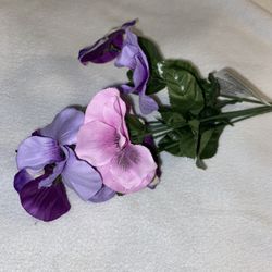 Pansies Purple Fake Flowers Decor B003