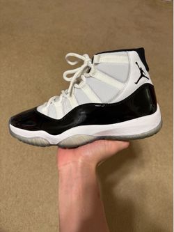 Size 9 - Nike Air Jordan 11 Concord Black White 2018