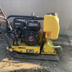 Plate Compactor 23x17” Large Plate 6.5hp 4 Strokes New 950.00
