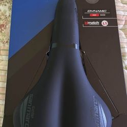 Selle San Marco dynamic wide saddle