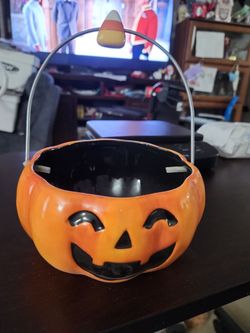 Ceramic Halloween pumpkin candy holder decoration great shape
