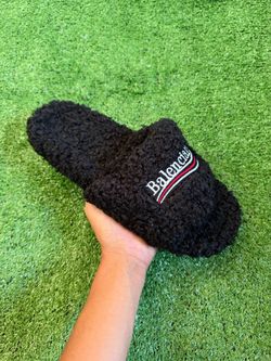 Balenciaga slides size 10