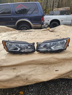 2016-2019 Volkswagen Passat Headlights OEM