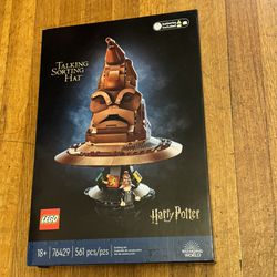 Lego Harry Potter TALKING SORTING HAT (76429) Brand new