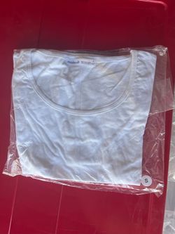 Selling my clothing business 800+ shirts