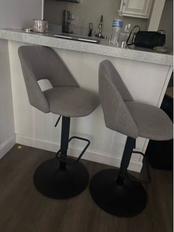 Island chairs