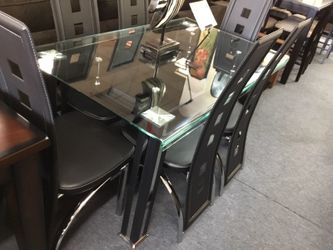 Table n 6 chairs brand new furniture