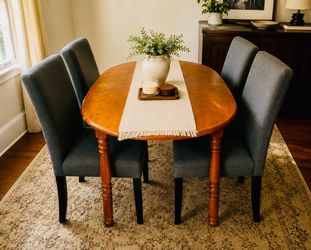 Table and 4 chairs