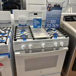 General Electric White Stove