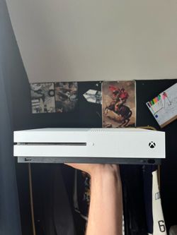 Xbox One S ( Used)