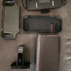 Grip/Carrying case/joycon Charger NINTENDO SWITCH BUNDLE 