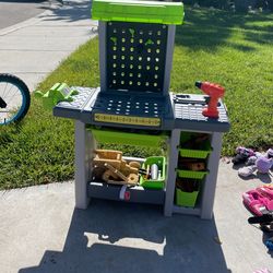 Toy Work Bench 