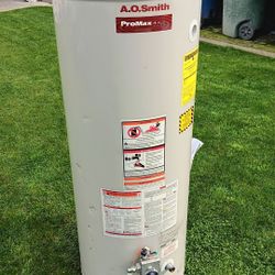 Natural Gas Water Heater 