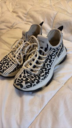 Steve Madden shoes size 6