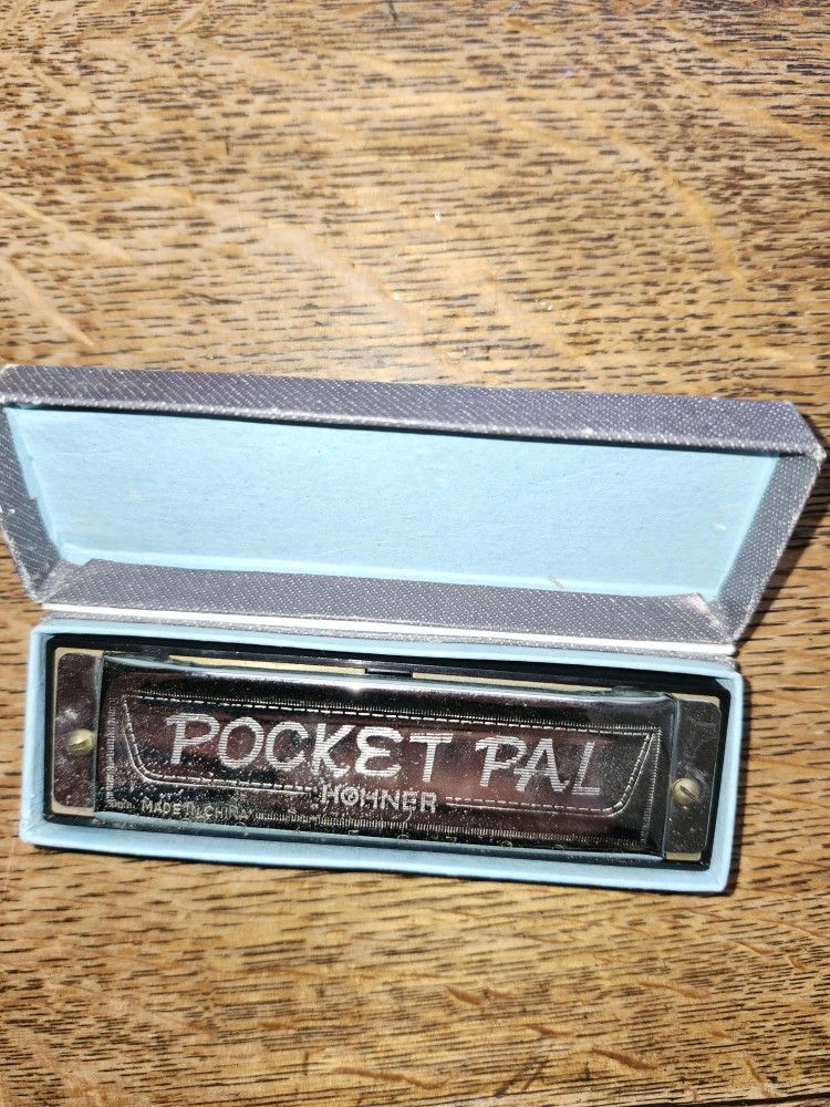 Unused Vintage Pocket Pal Harmonica in Original Case