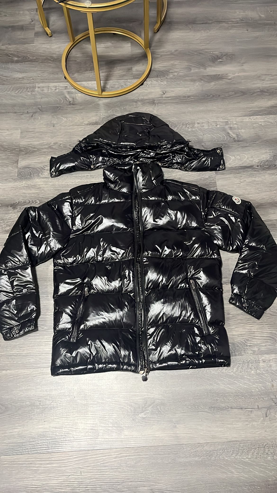 Moncler Coat Puffer Size M and L (Scannable) Brand New