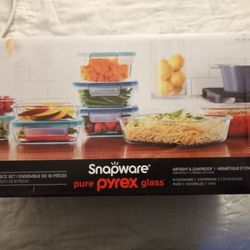 18 Pc Pyrex Snapware