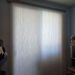 Patio Door Shade/Blind Hunter Douglas Vertiglide Cellular Shade