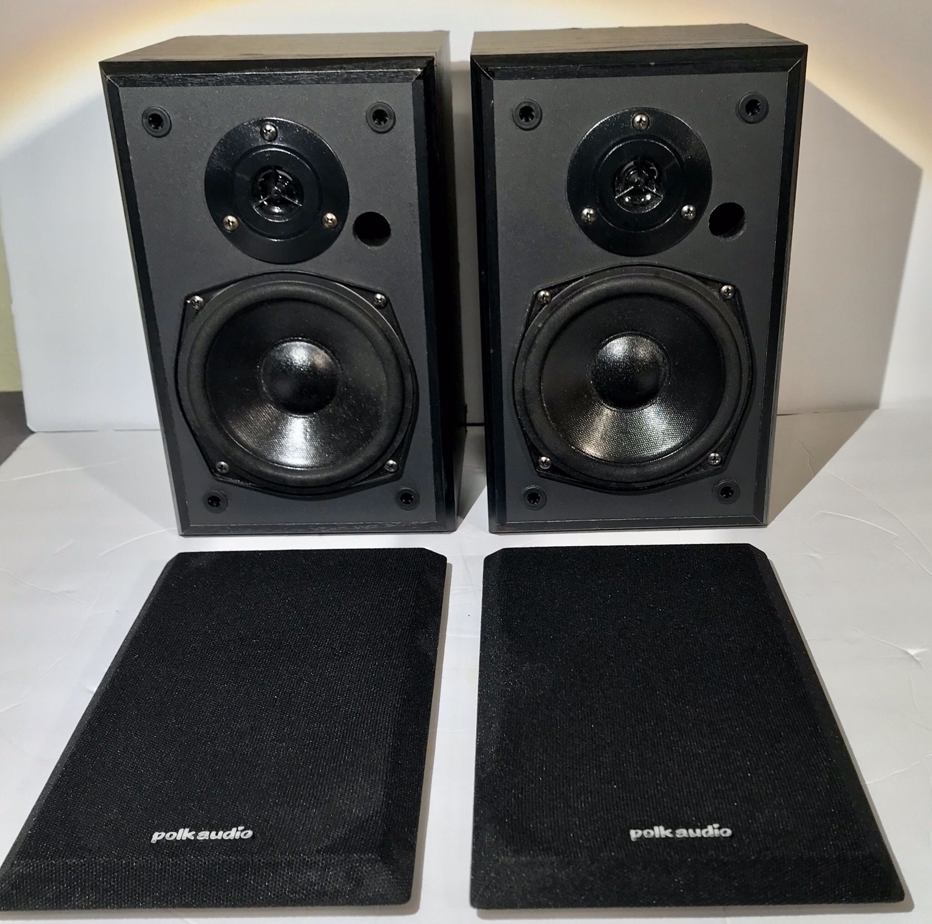 Polk Audio Bookshelf SpeakersBlackPair for Sale in Scottsdale, AZ OfferUp