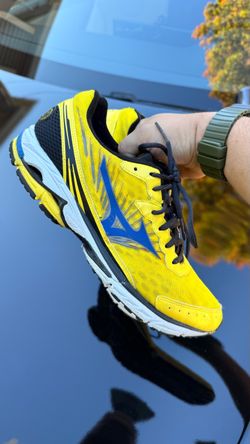 Mizuno Wave Rider 16 Yellow / Black / Blue | US 10.5