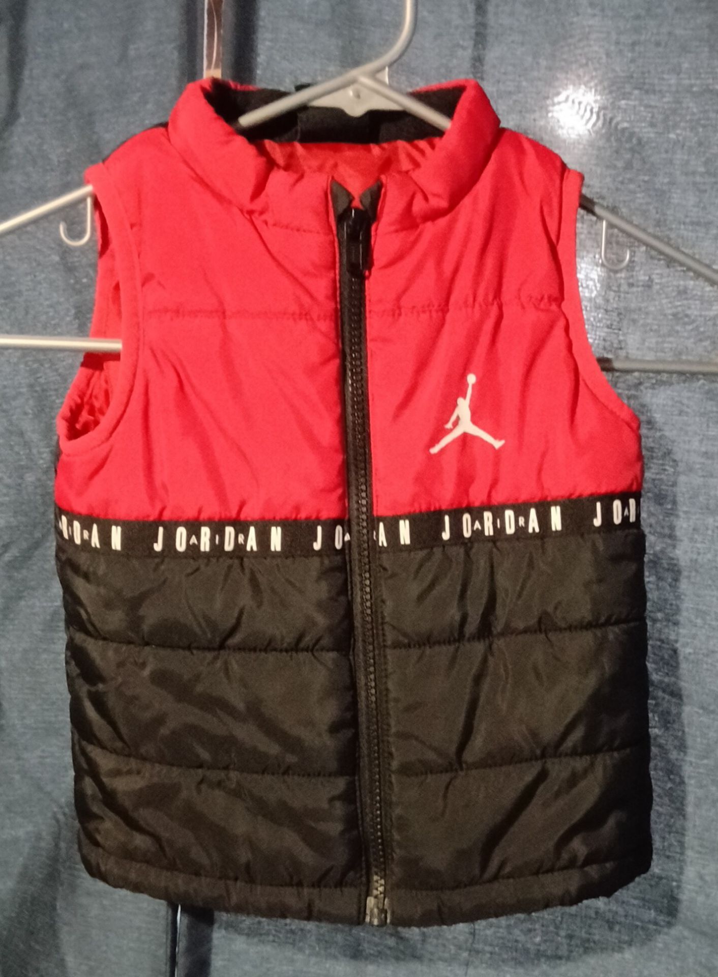 Jordan vest 24 months
