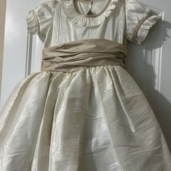 Beautiful Girls Dress 30.00,  I Paid For 150.00 For It 