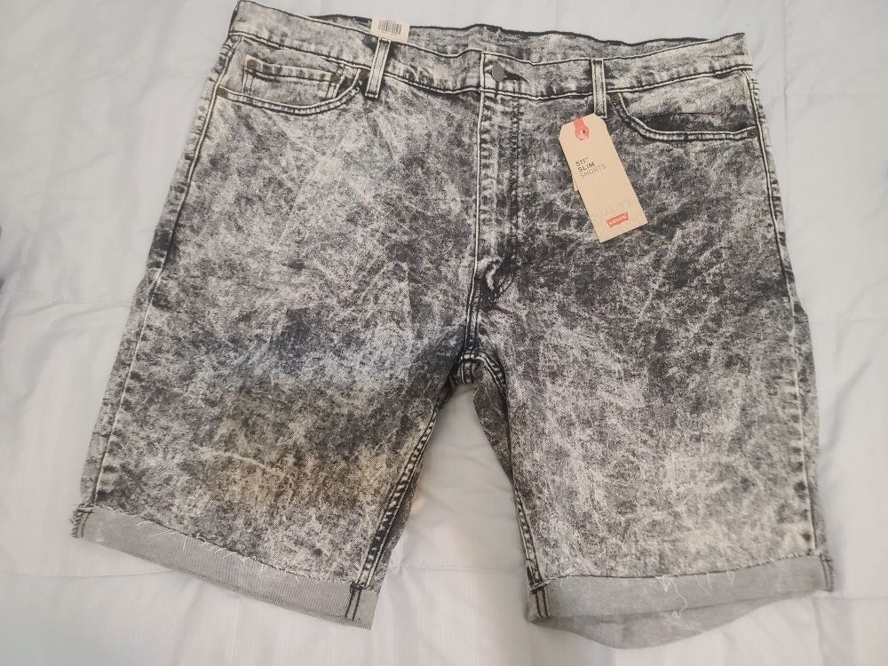 LEVI'S JEAN SHORT