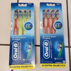 Soft Oral B Health Clean Toothbrushes