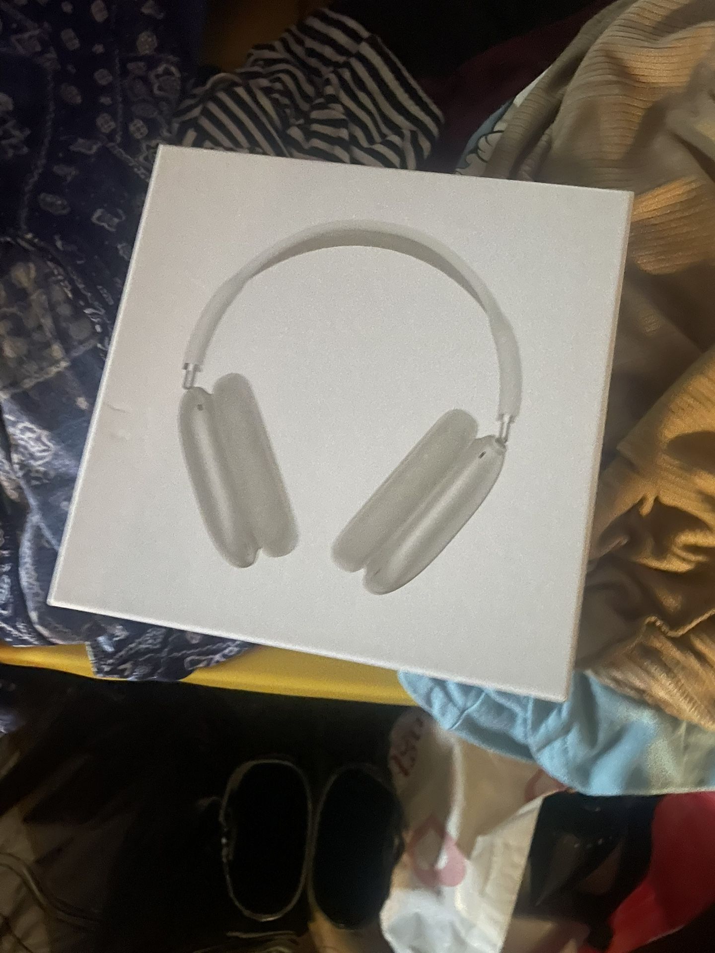 AirPods Max Got Them As A Gift Don’t Want Anymore