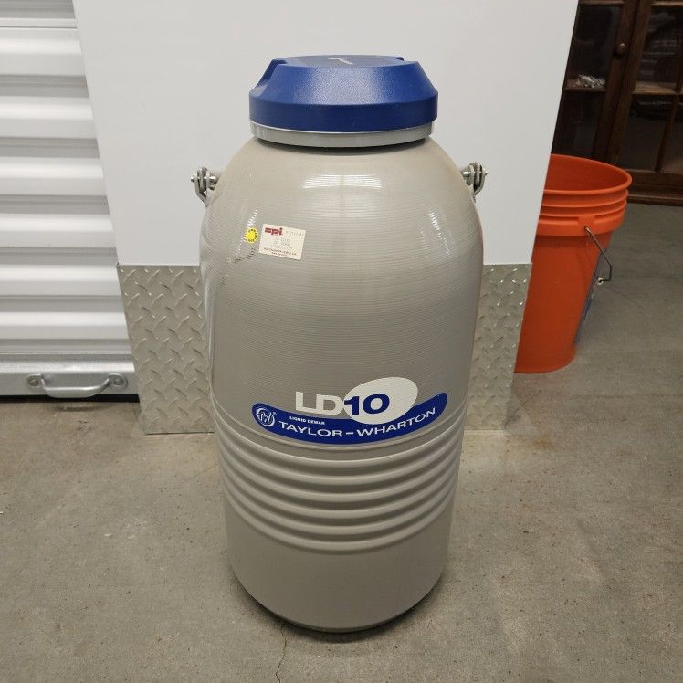 Taylor-Wharton LD10 Liquid Nitrogen Cryogenic Dewar