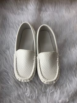 White dress shoes size 10.5