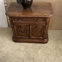 Ethan Allen Furniture 