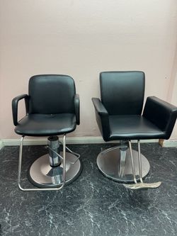 Black Hydraulic Salon Styling Chairs – Set of 2