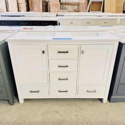 48 in. W x 22 in. D in White Double Bath Vanity with Marble Top in White  $649 