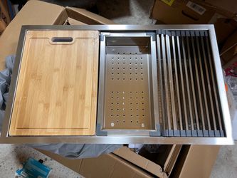 32 in UNDERMOUNT Glacier Bay Stainless Steel Workstation Sink