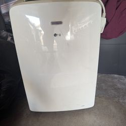 LG Portable AC Unit 10000 BTU