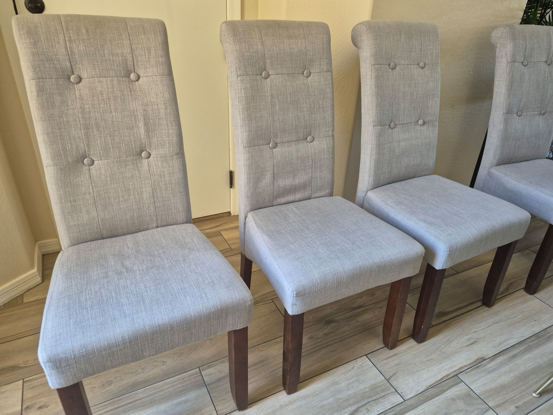 Set 4 chairs
