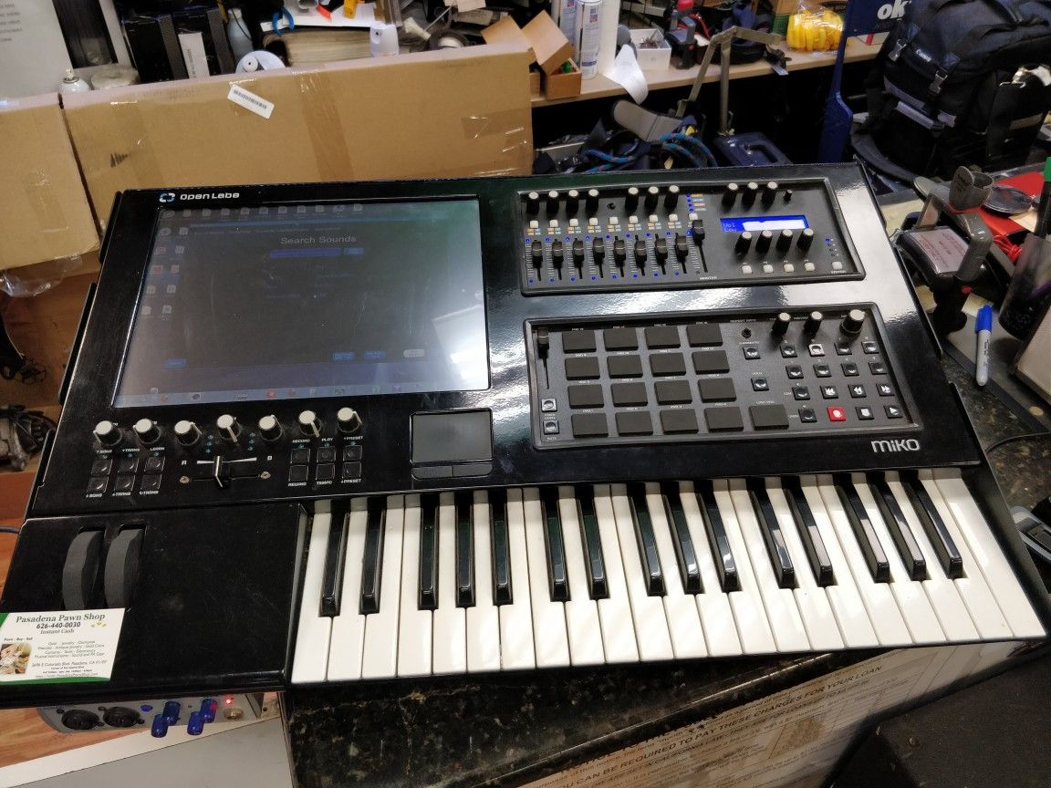 Open Labs 37Key Miko Portable Keyboard Workstation Pasadena pawn shop