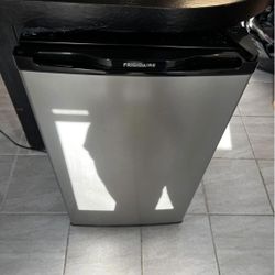 Great condition Mini Fridge