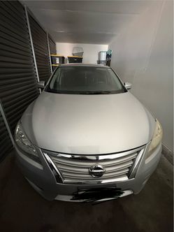 2014 Nissan Sentra Silver Sedan
