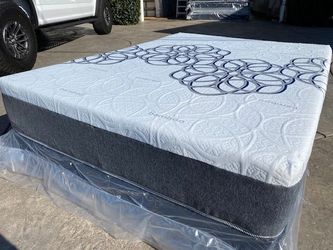 King Bamboo Cool Gel Memory Foam!•••