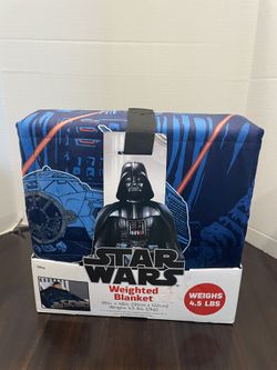 Stars wars weighted blanket 36in x 48in weights 4.5 LBS Brand new 