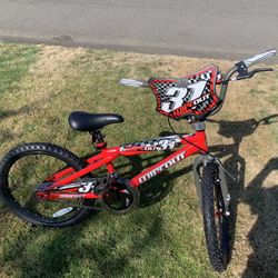 New Youth Dynacraft Red Bike 