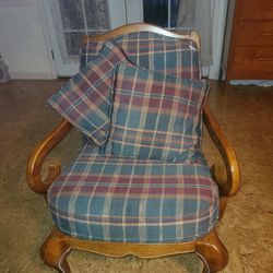 Vintage Furniture Set: Couch & Chair
