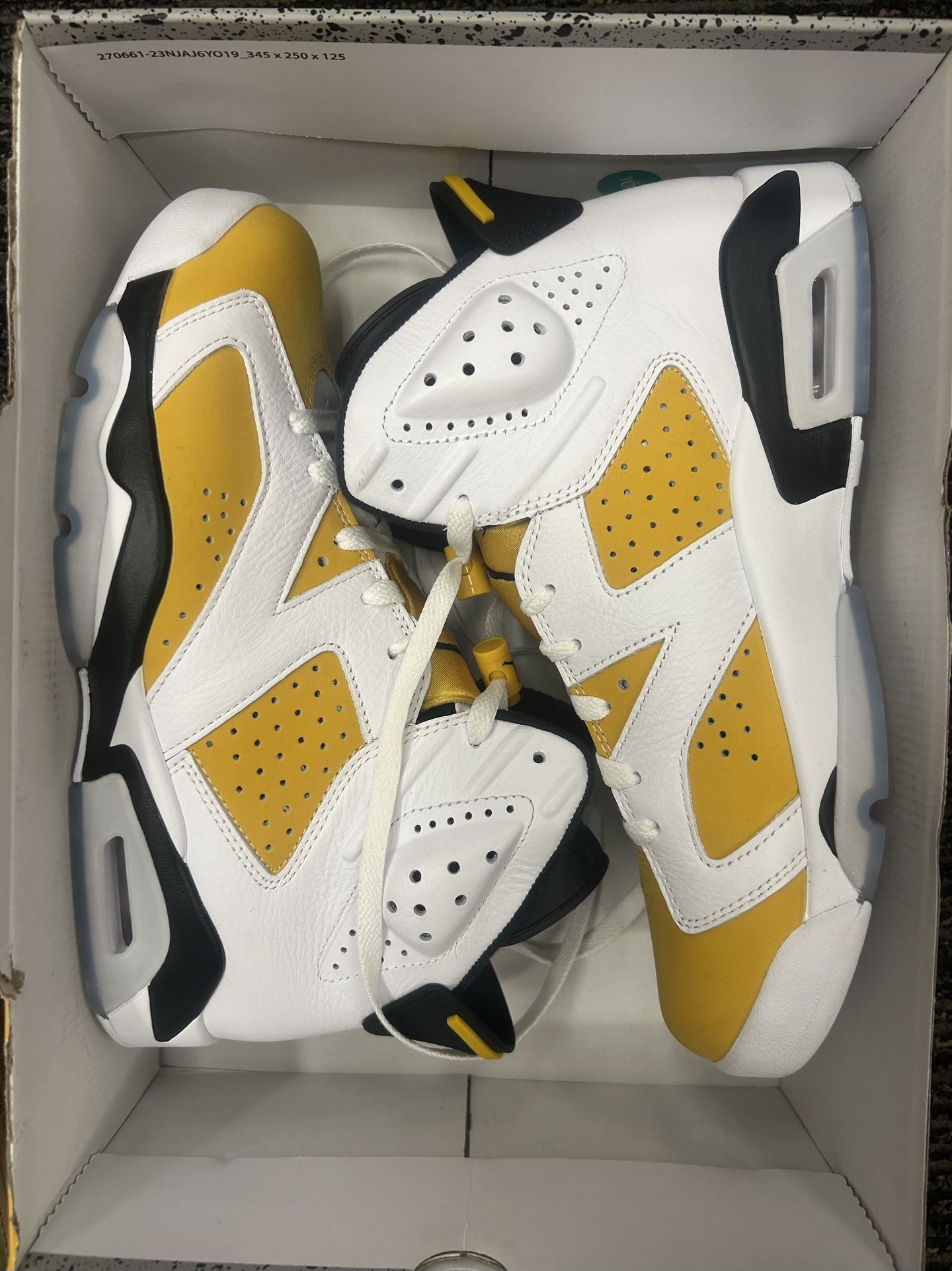 New Jordan 6 Retro Size 9.5