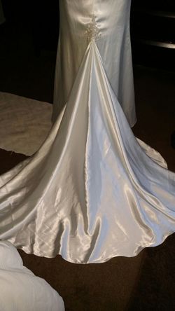 Brand new wedding dresses